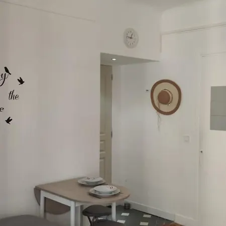 Jolie Indépendante Centre Nizza